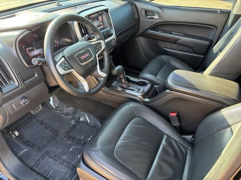 Used 2015 GMC Canyon SLT w/ Driver Alert Package image 10