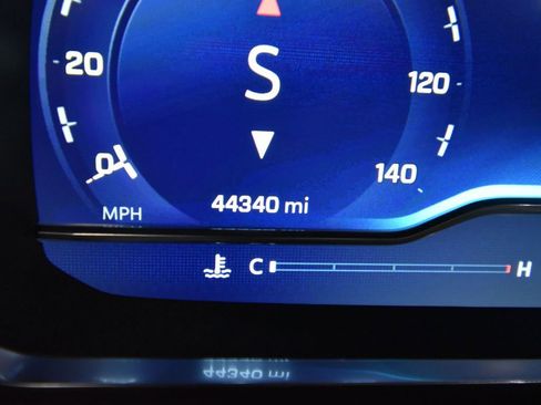 Used 2024 Chevrolet Tahoe High Country w/ Premium Package 2 image 15