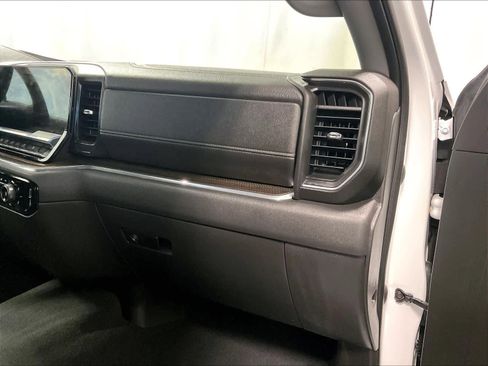 Used 2023 Chevrolet Silverado 1500 LT image 13