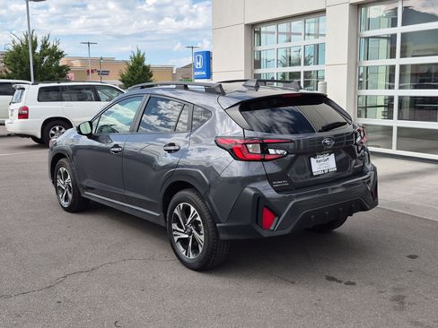 Used 2025 Subaru Crosstrek 2.5i Premium AWD/4WD image 9
