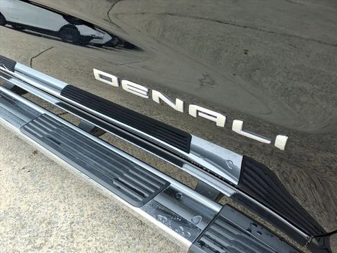 Used 2024 GMC Sierra 1500 Denali image 11