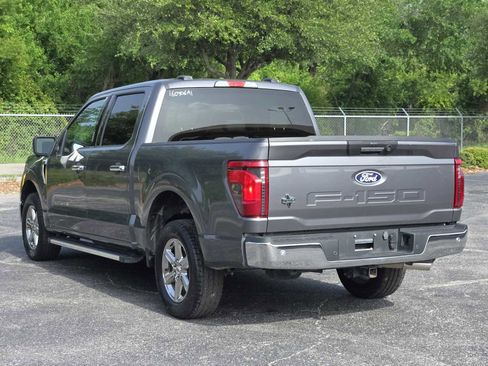 Used 2024 Ford F150 XLT w/ Mobile Office Package RWD image 5