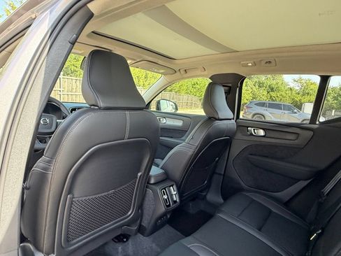 New 2026 Volvo XC40 B5 Plus w/ Protection Package Premier AWD/4WD image 23