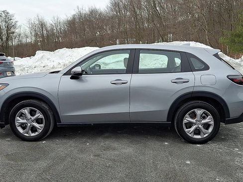 Used 2025 Honda HR-V LX image 5