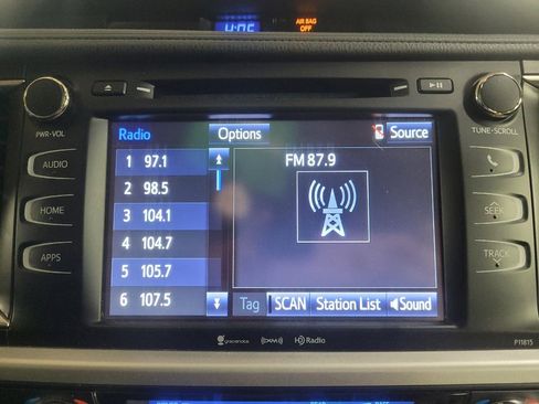 Used 2019 Toyota Highlander Plus image 25