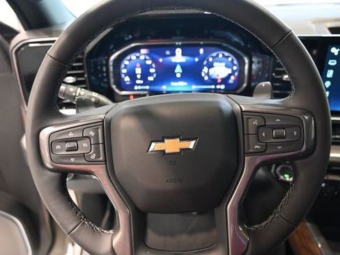 New 2026 Chevrolet Silverado 1500 High Country w/ High Country Premium Package AWD/4WD image 22