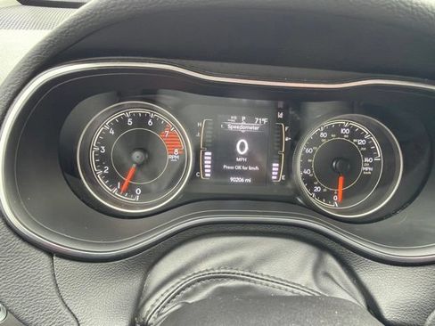 Used 2020 Jeep Cherokee Latitude Lux w/ Quick Order Package 26H Lux AWD/4WD image 15