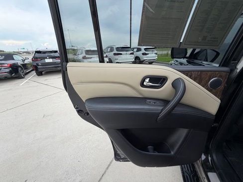 Used 2023 INFINITI QX80 Premium Select w/ Cargo Package AWD/4WD image 33