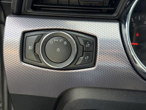 Used 2016 Ford Mustang GT RWD image 24