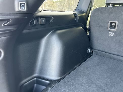 Used 2025 Jeep Grand Cherokee Altitude image 52