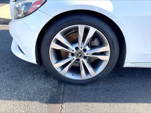 Used 2018 Mercedes-Benz C 300 Sedan image 4