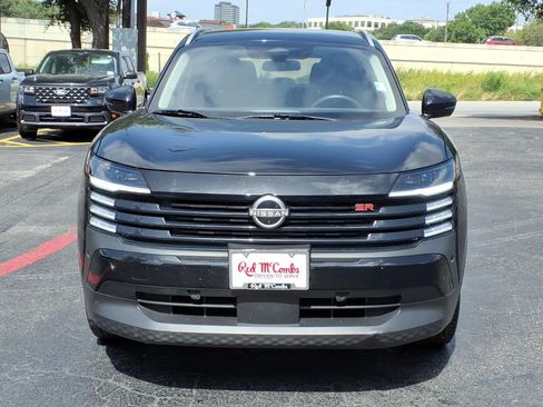 Used 2025 Nissan Kicks SR FWD image 7