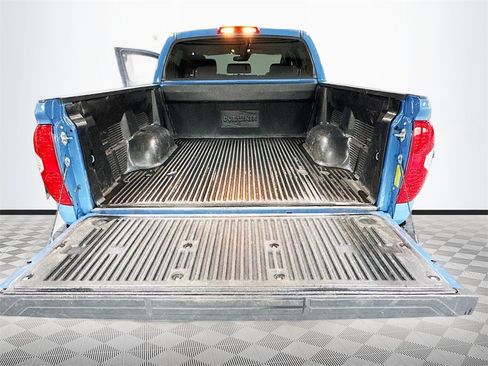 Used 2018 Toyota Tundra SR5 image 22