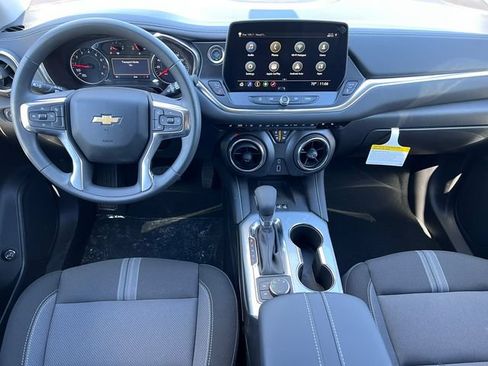 New 2026 Chevrolet Blazer LT w/ Convenience Package AWD/4WD image 2
