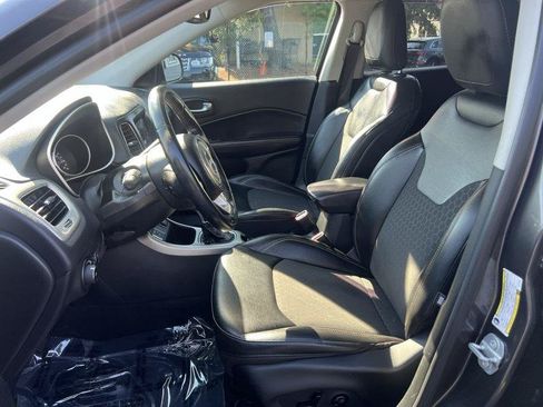 Used 2020 Jeep Compass Latitude w/ Popular Equipment Group FWD image 7