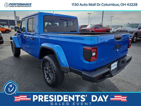 New 2026 Jeep Gladiator Sport image 5