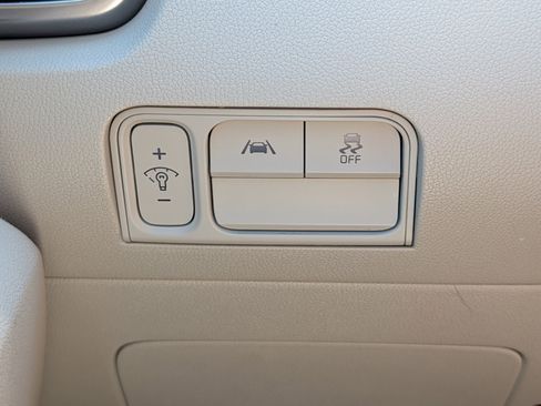 Certified 2023 Kia Sorento S AWD/4WD image 26