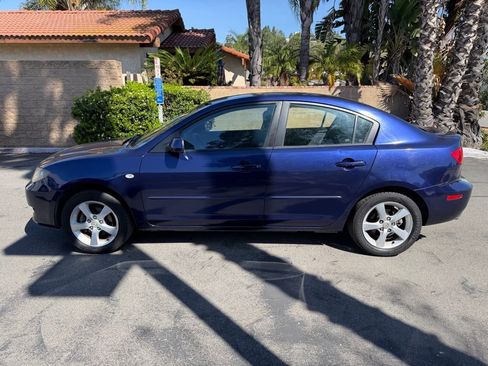 Used 2006 MAZDA MAZDA3 i Touring image 4