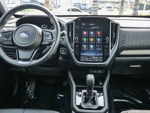 Certified 2025 Subaru Forester Limited image 10