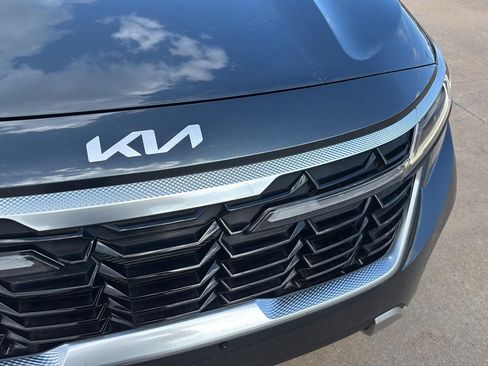 Certified 2025 Kia Seltos S FWD image 29