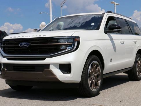 New 2026 Ford Expedition King Ranch AWD/4WD image 1