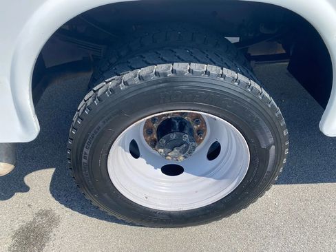 Used 2017 Ford F450 XL w/ Trailer Tow Package image 34