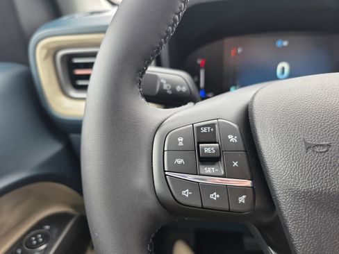 New 2026 Ford Maverick Lariat AWD/4WD image 16