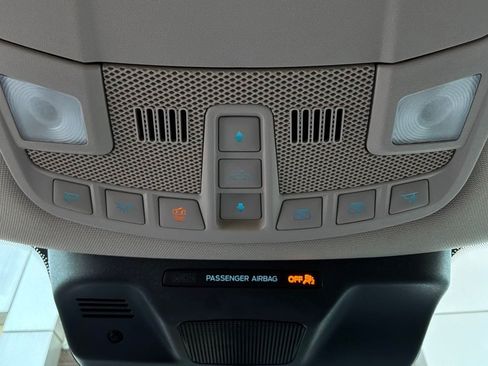 Used 2024 Ford Expedition Limited RWD image 20