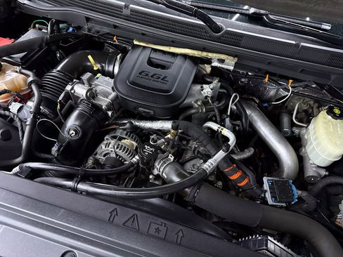 Used 2015 GMC Sierra 2500 SLT w/ Duramax Plus Package image 30