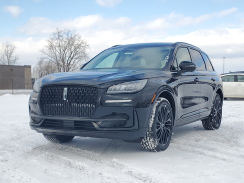 New 2026 Lincoln Corsair Premiere image 2