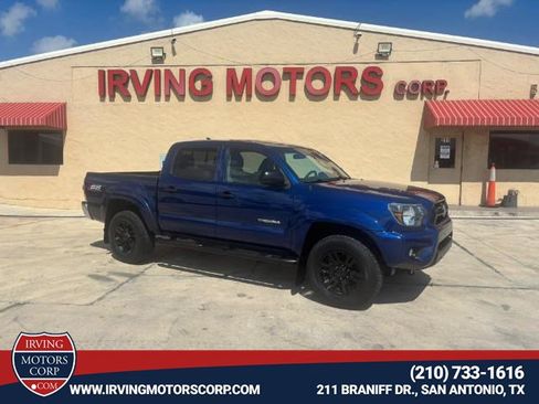 Used 2015 Toyota Tacoma PreRunner image 1