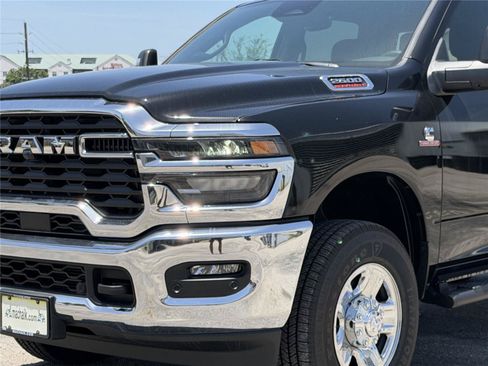 Used 2025 RAM 2500 Tradesman AWD/4WD image 8