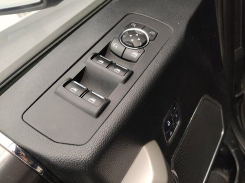 Used 2015 Ford F150 Lariat AWD/4WD image 27