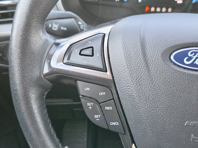 Used 2024 Ford Edge SEL AWD/4WD image 16