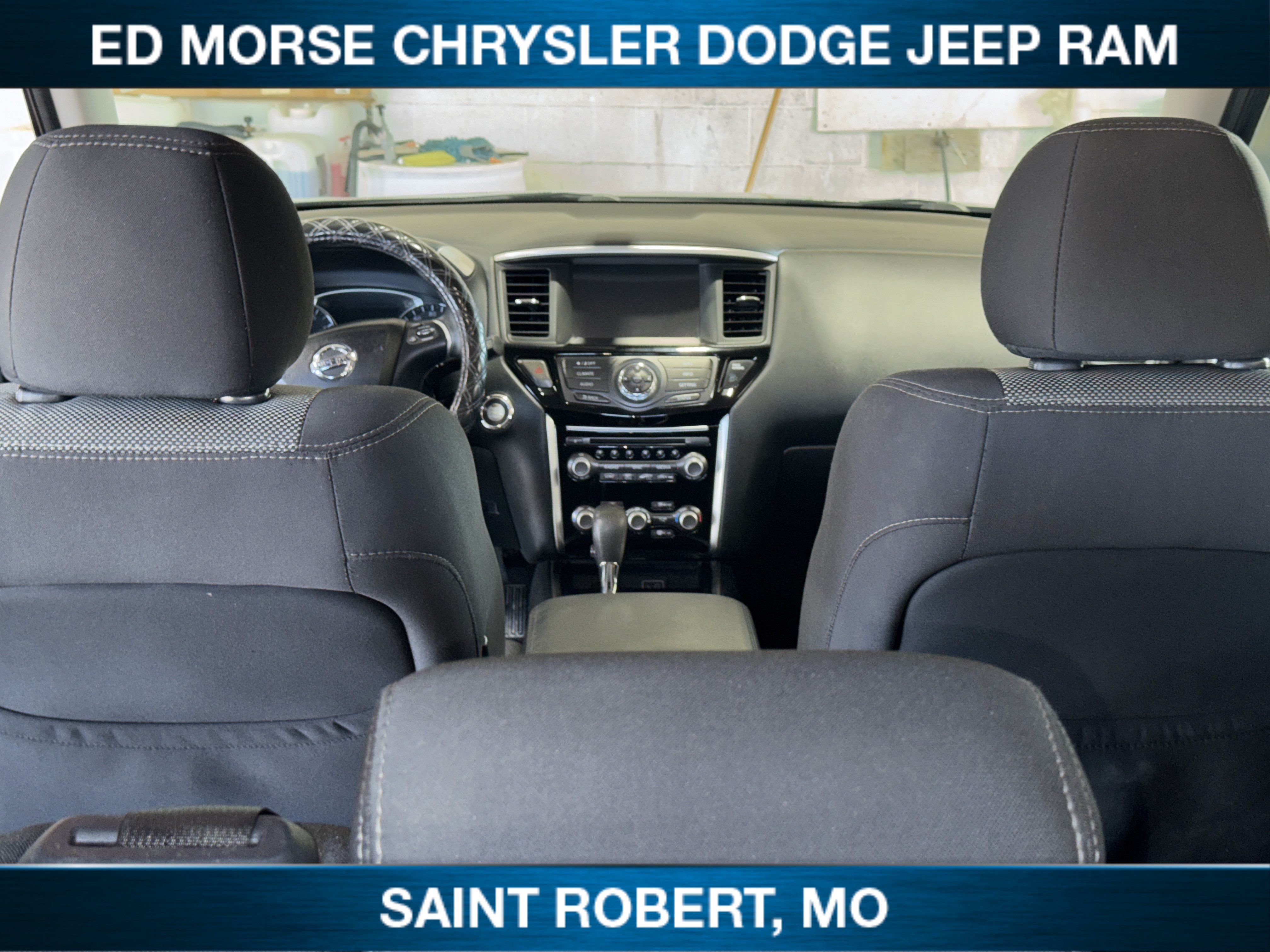 Used 2020 Nissan Pathfinder S AWD/4WD image 36