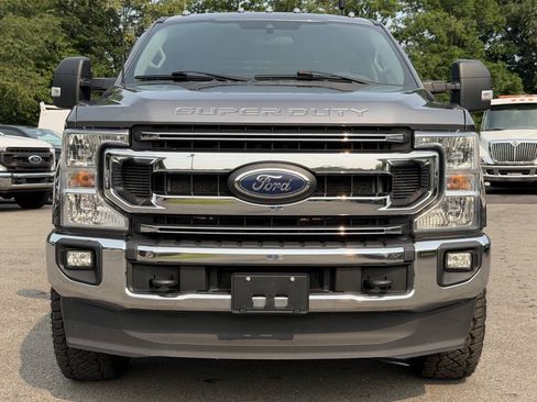 Used 2022 Ford F250 XLT w/ XLT Value Package AWD/4WD image 2
