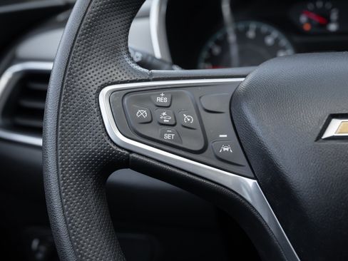 Used 2022 Chevrolet Equinox LS w/ LPO, Floor Liner Package image 23