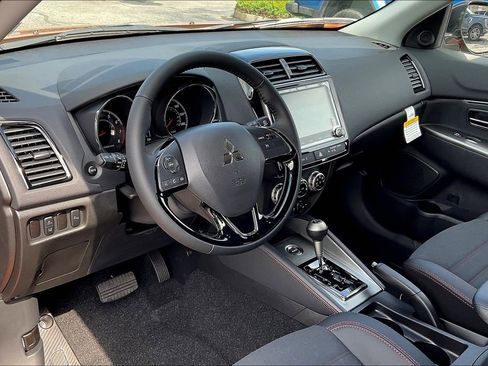 New 2025 Mitsubishi Outlander Sport SE image 6