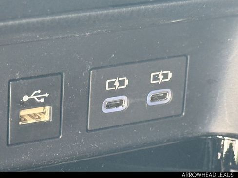 Used 2025 Toyota Camry XSE image 22