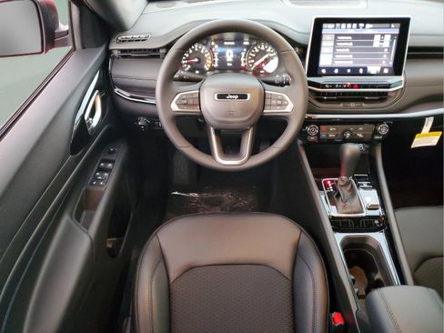 New 2026 Jeep Compass Latitude AWD/4WD image 9