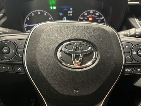 Used 2023 Toyota Corolla Cross LE FWD image 15