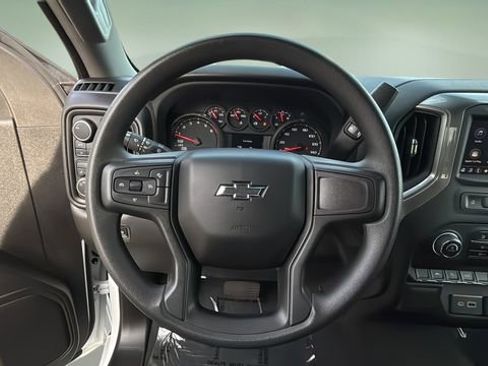 Used 2024 Chevrolet Silverado 1500 Custom Trail Boss image 11