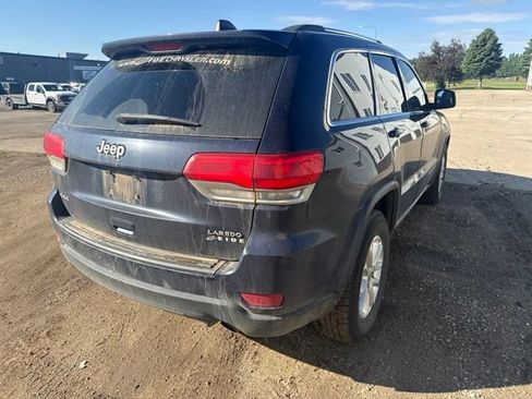 Used 2014 Jeep Grand Cherokee Laredo w/ 18" Wheel & 8.4" Radio Group AWD/4WD image 9
