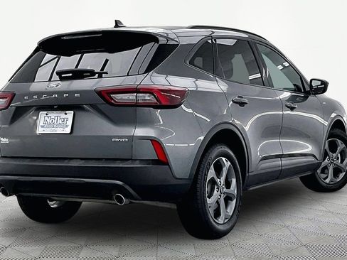 Certified 2025 Ford Escape ST-Line Select AWD/4WD image 2