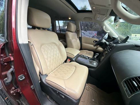Used 2022 Nissan Armada Platinum w/ Captain's Chairs Package RWD image 18