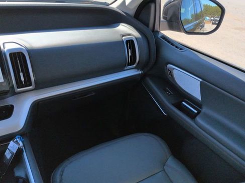 New 2025 Ford Expedition Max Active image 17