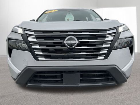 Used 2024 Nissan Rogue S AWD/4WD image 33