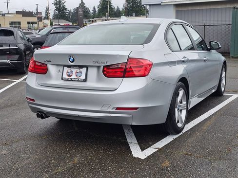 Used 2014 BMW 328i xDrive Sedan AWD/4WD image 8