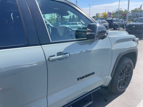 New 2026 Toyota Tundra Limited AWD/4WD image 12