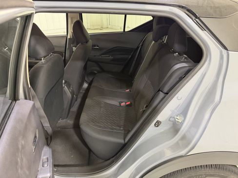 Used 2023 Nissan Kicks SV image 11